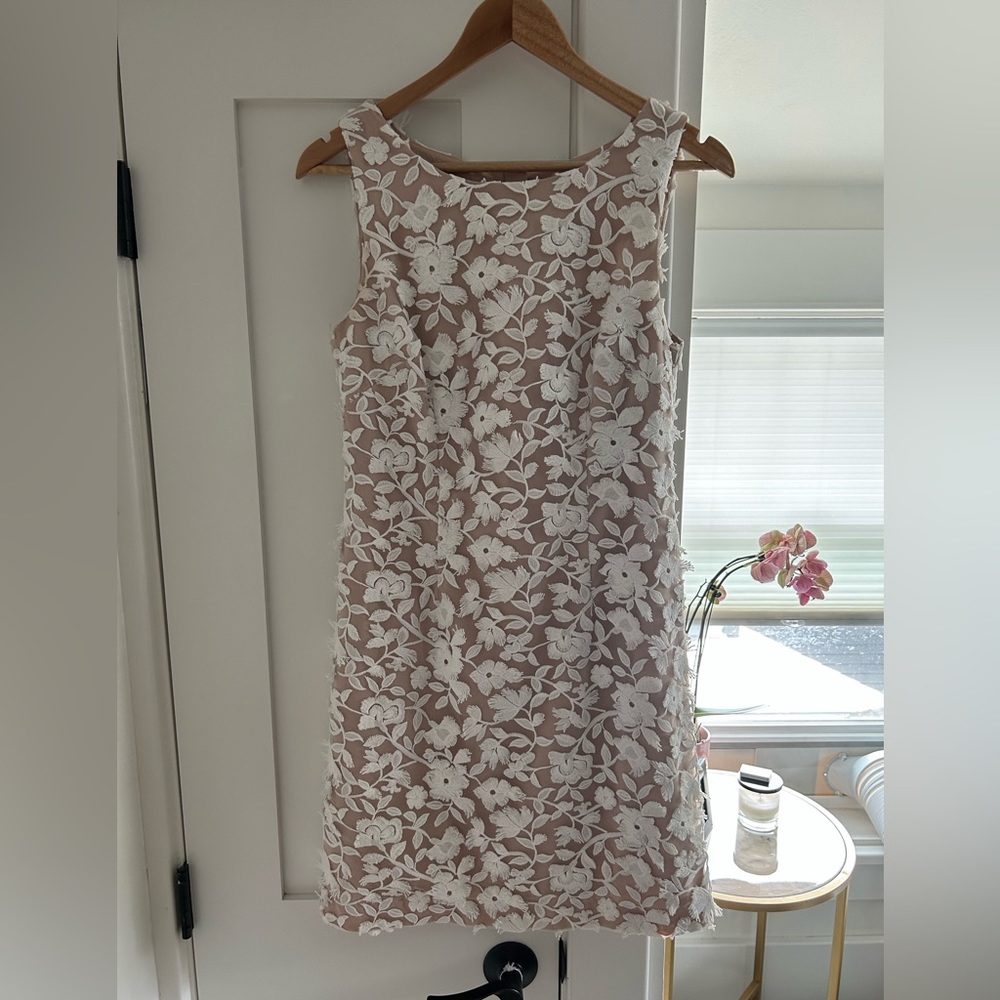 Size 8 white and nude lace dress Aidan Mattox